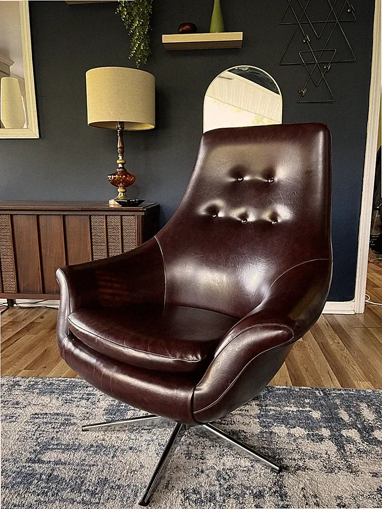 ✨ Vintage MCM Burris Industries Tufted Oxblood Leather Swivel Lounge Chair ✨