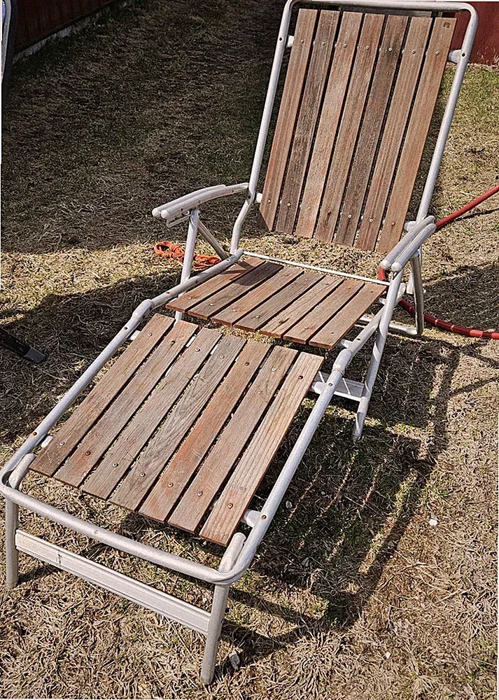 Vintage MCM Redwood Reclining Chaise Lawn Beach Lounge Chair Aluminum Frame